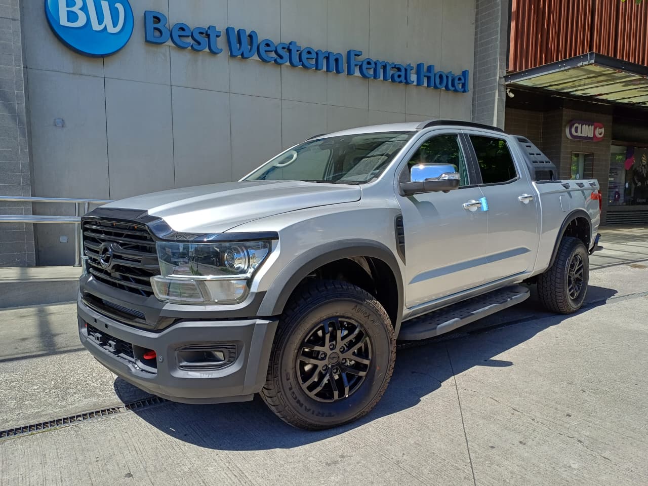 GRANDLION 4X4 2.3 AUTOMÁTICA / 100 KMS / OFERTA CON FINANCIAMIENTO / VALOR + IVA