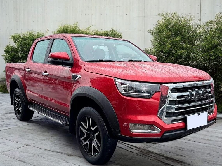 T8 PRO LUXURY 2.0 6MT / AÑO 2022 / 78.361 KMS 2