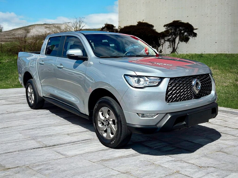 POER ELITE 4X4 2.0 MT / AÑO 2024 / UNICO DUEÑO / 50.272 KMS  1