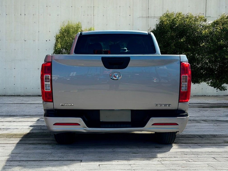 POER ELITE 4X4 2.0 MT / AÑO 2024 / UNICO DUEÑO / 50.272 KMS  5