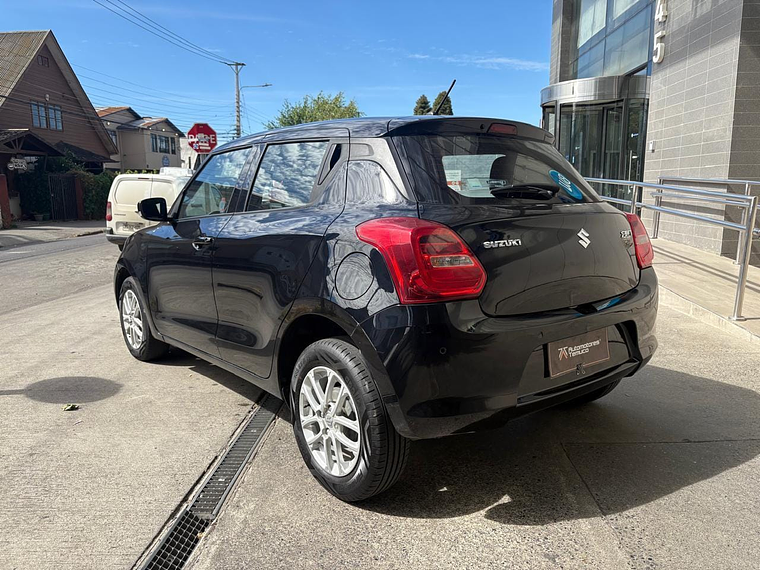 SWIFT GL SPORT HB 1.2 MT / AÑO 2023 / UNICO DUEÑO / 46.901 KMS  5