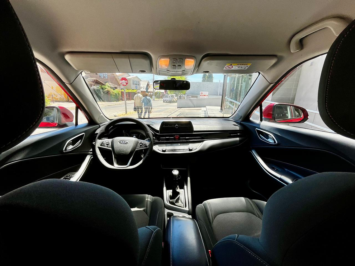 JS4 1.6 MT / AÑO 2023 / UNICO DUEÑO / 44.665 KMS  9