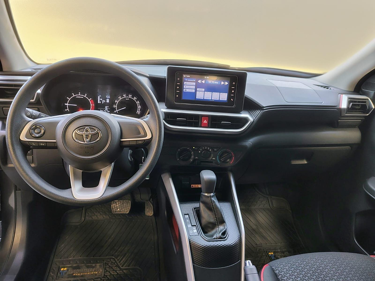 RAIZE E 1.2 AUT / AÑO 2025 / 24.904 KMS  8