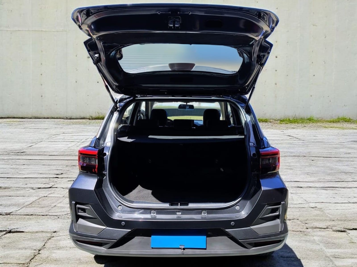 RAIZE E 1.2 AUT / AÑO 2025 / 24.904 KMS  7