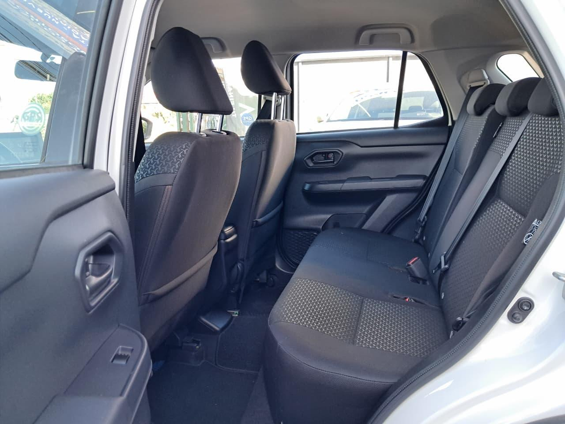 RAIZE 1.2 MT / AÑO 2025 / 13.583 KMS  15