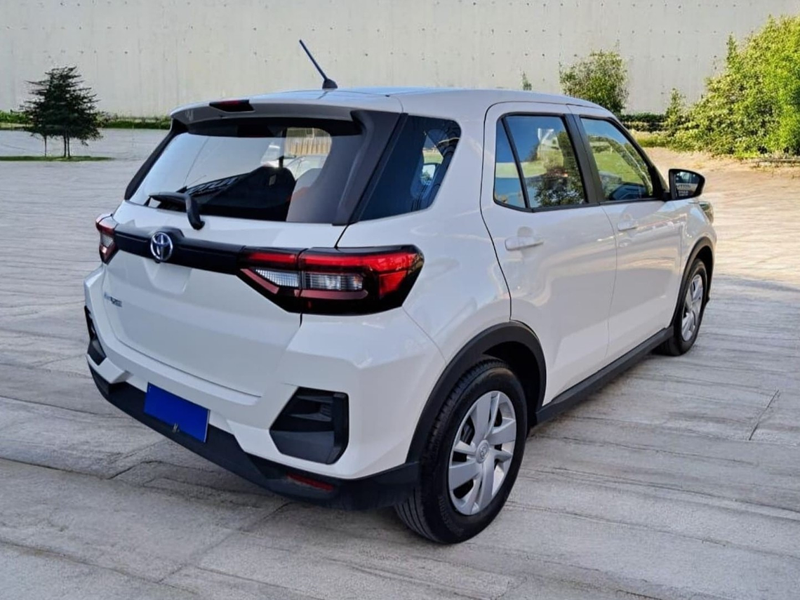 RAIZE 1.2 MT / AÑO 2025 / 13.583 KMS  4