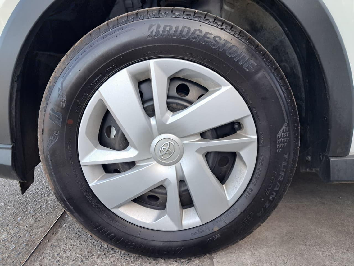 RAIZE 1.2 MT / AÑO 2025 / 13.583 KMS  16