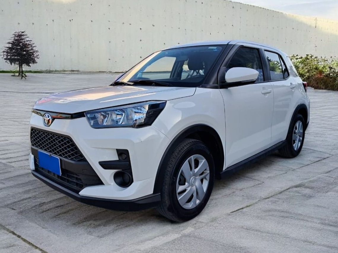 RAIZE 1.2 MT / AÑO 2025 / 13.583 KMS  2