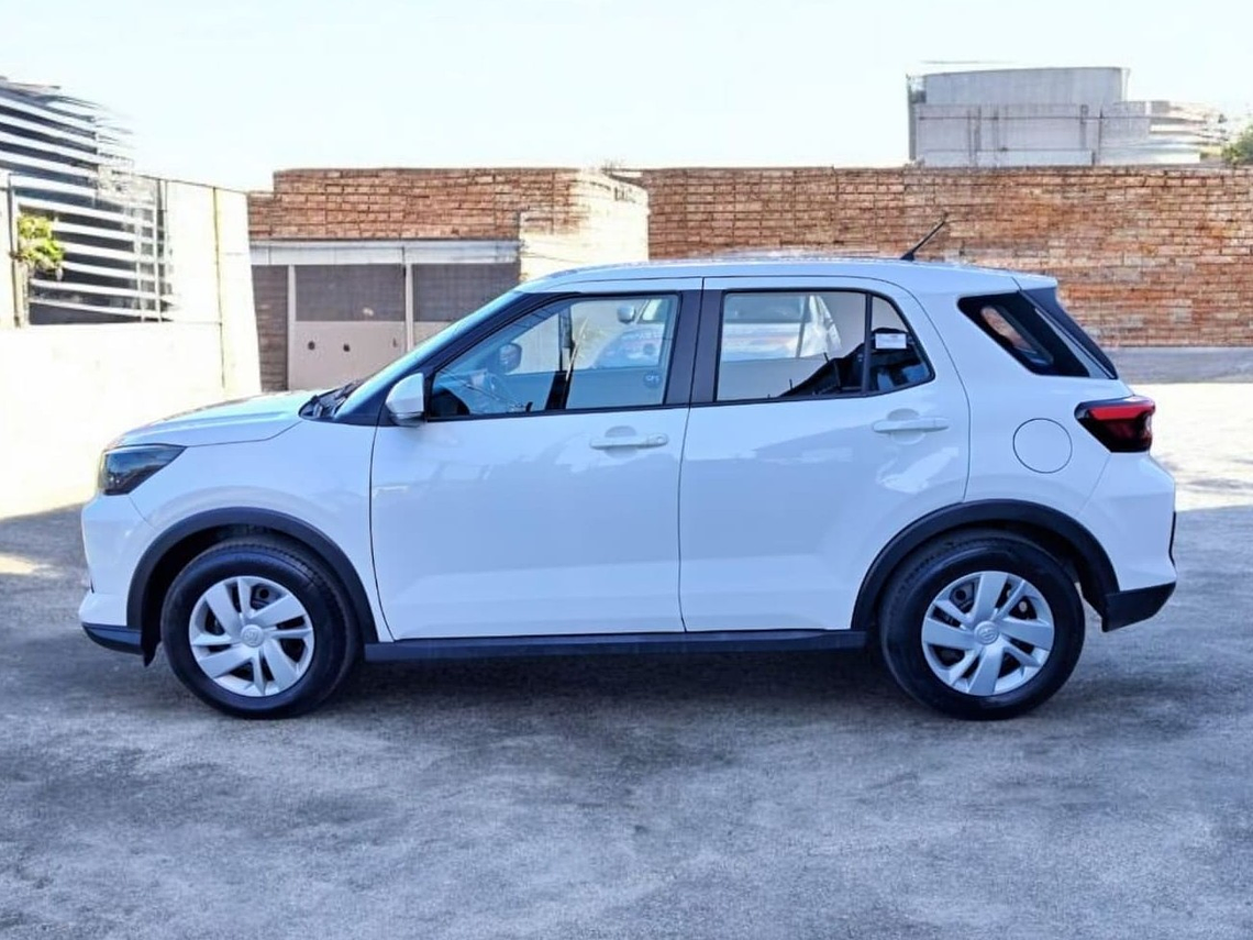 RAIZE 1.2 MT / AÑO 2025 / 13.583 KMS  7