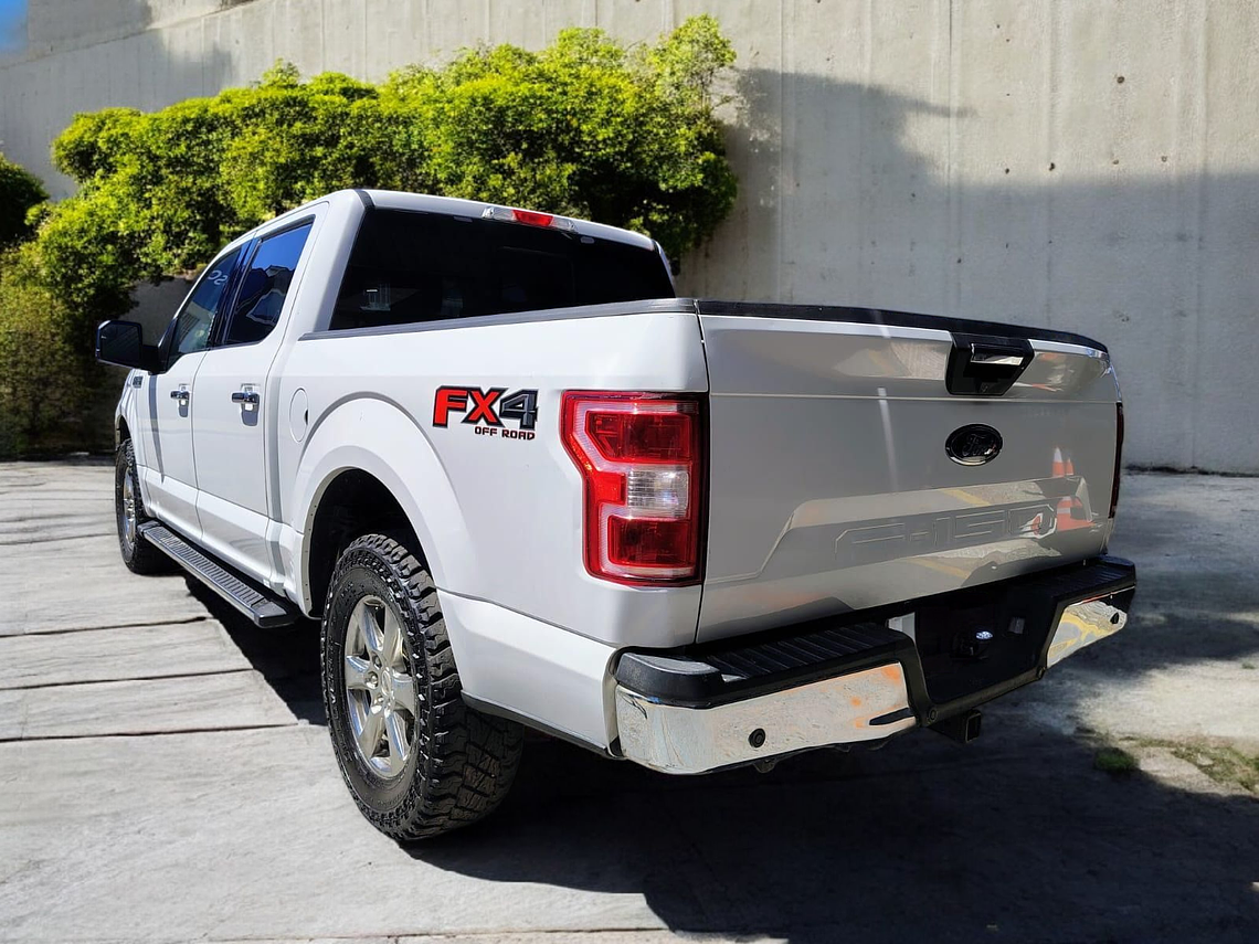F-150 XLT 4X4 5.0 AUT / AÑO 2019 / 71.659 KMS  5