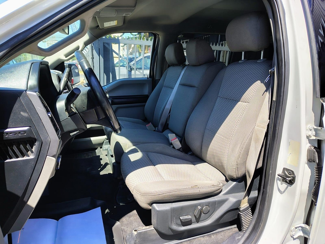 F-150 XLT 4X4 5.0 AUT / AÑO 2019 / 71.659 KMS  8