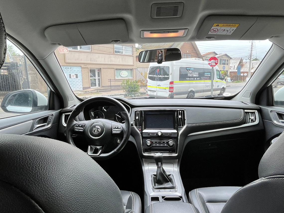 RX5 1.5 6MT / AÑO 2023 / UNICO DUEÑO / 42.067 KMS  10