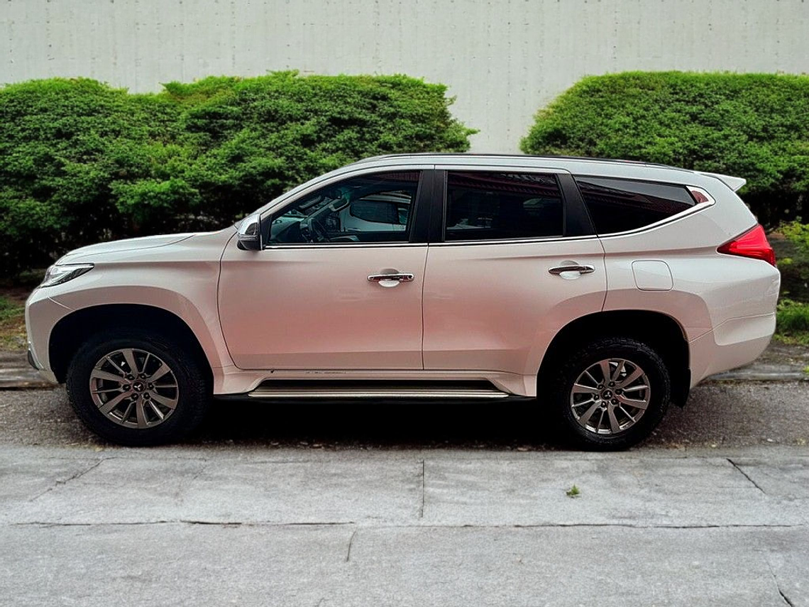 MONTERO SPORT 2.4 AT / AÑO 2019 / 81.302 KMS  5