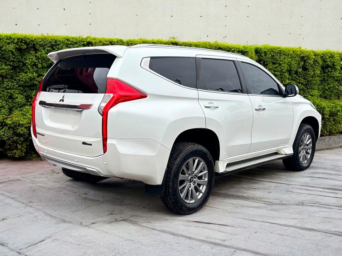 MONTERO SPORT 2.4 AT / AÑO 2019 / 81.302 KMS  7