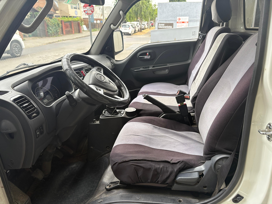 X200 X200 LUXURY 2.0 6MT / AÑO 2022 / UNICO DUEÑO / 150.000 KMS  6