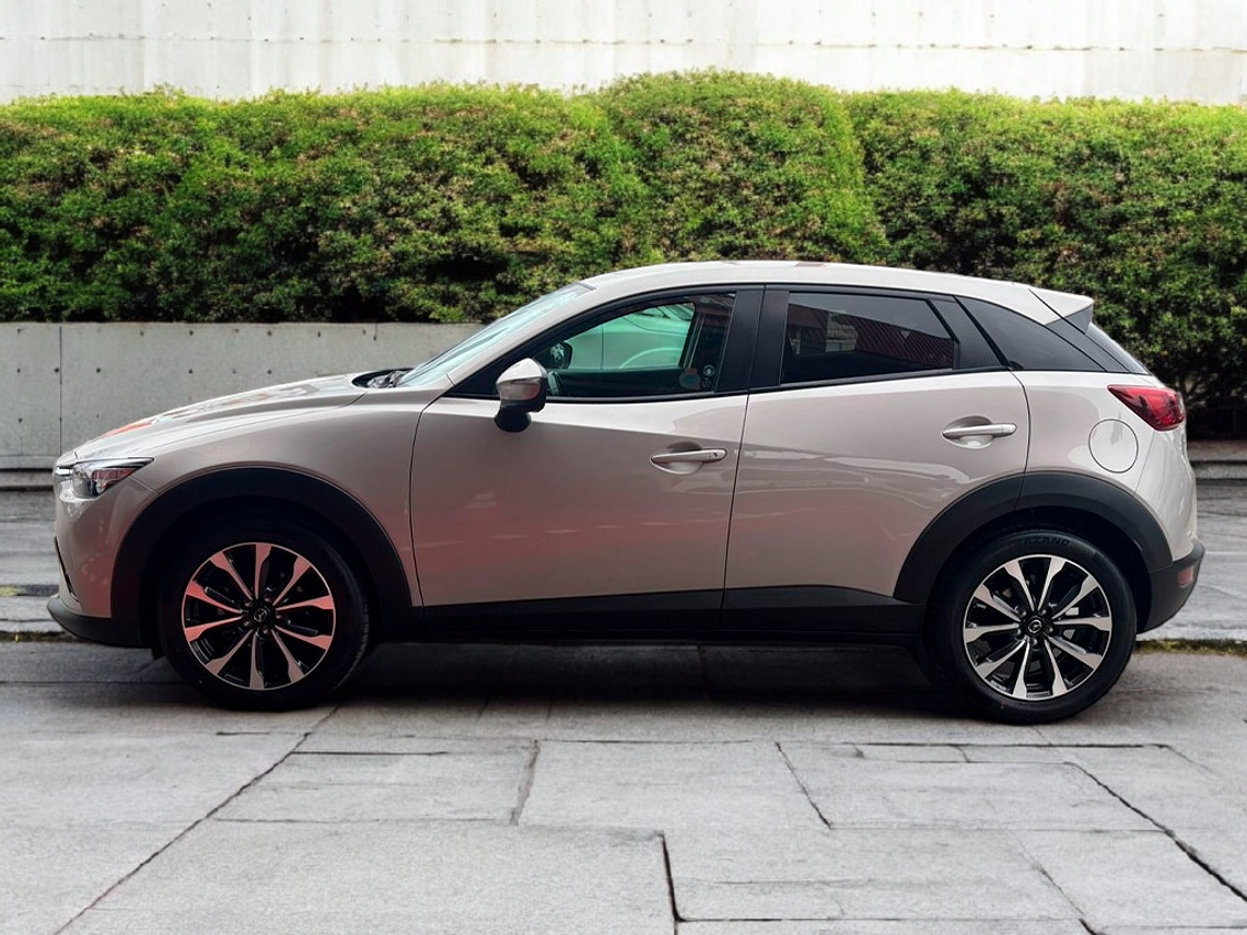 CX-3 R 2.0 MT / AÑO 2023 / UNICO DUEÑO / 62.694 KMS  4