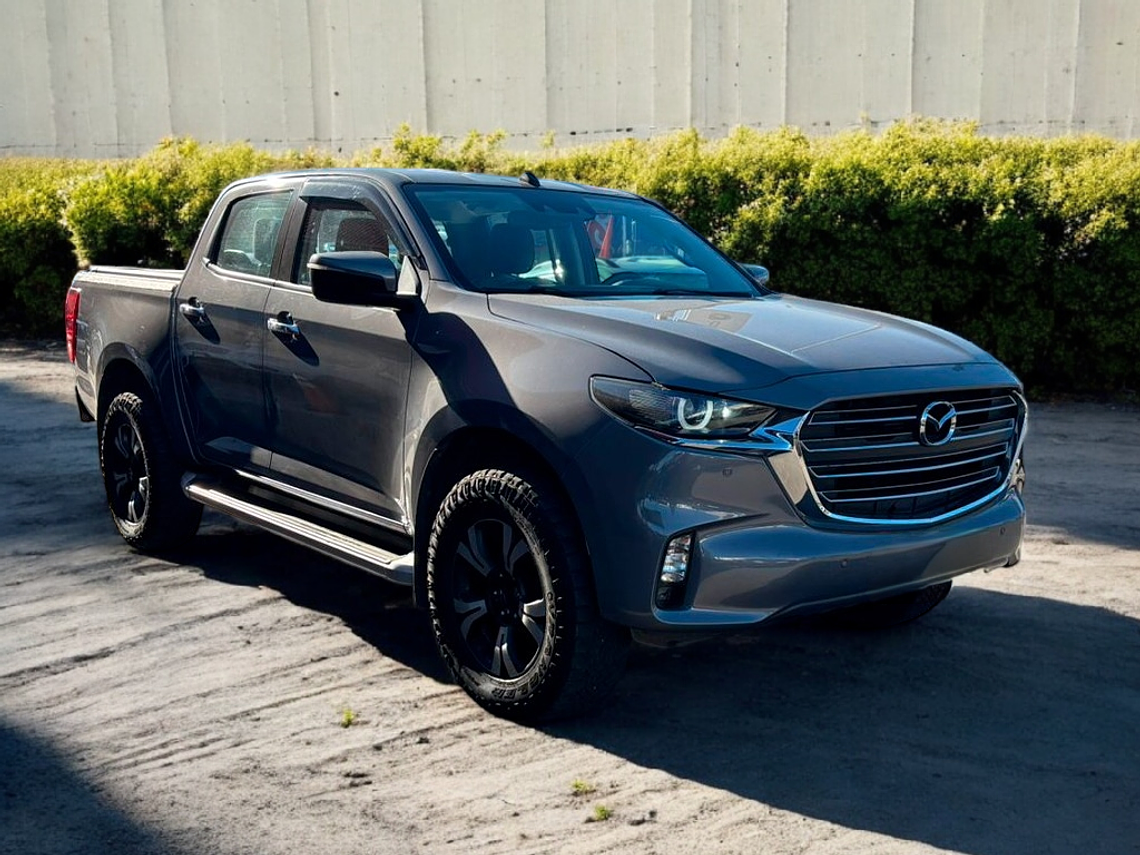 BT-50 HIGH 4X4 3.0 AUT / AÑO 2022 / UNICO DUEÑO / 85.514 KMS  1