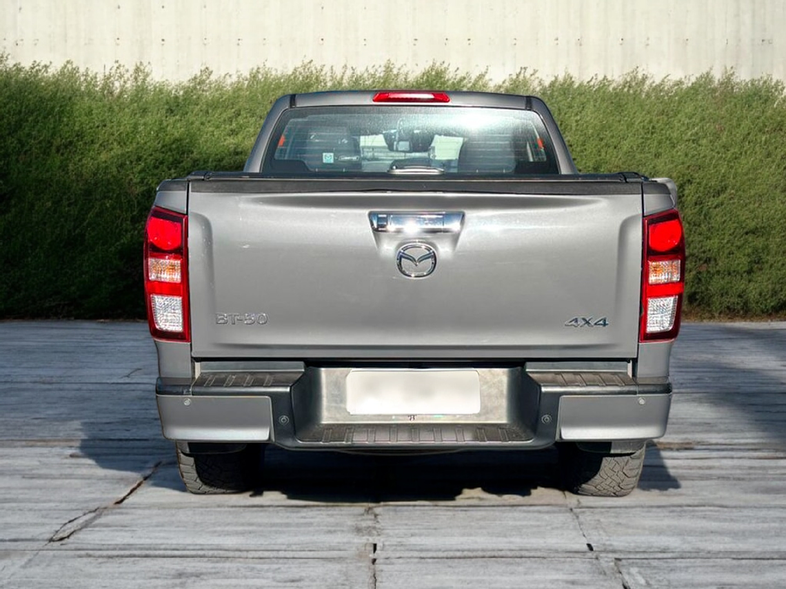 BT-50 HIGH 4X4 3.0 AUT / AÑO 2022 / UNICO DUEÑO / 85.514 KMS  5