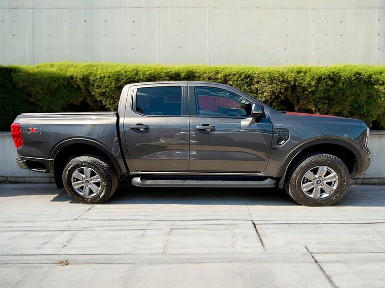 RANGER 2.0 XLS DIESEL 4X4 MT / AÑO 2024 / 40.453 KMS  5