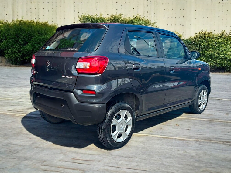 S-PRESSO 1.0 GLX MT / AÑO 2022 / UNICO DUEÑO / 56.191 KMS  7