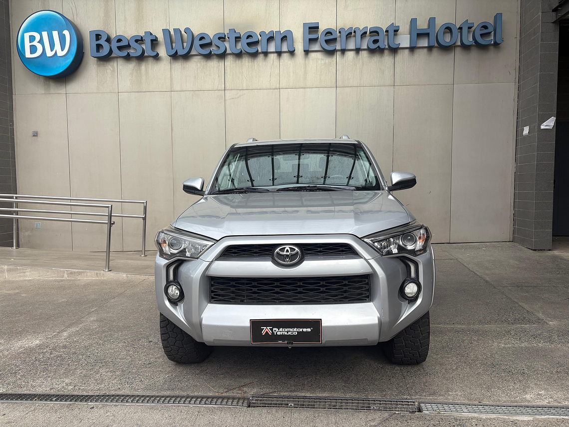 4RUNNER 4X4 4.0 AUT / AÑO 2019 / 155.400 KMS  4