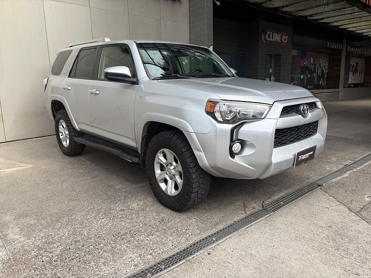 4RUNNER 4X4 4.0 AUT / AÑO 2019 / 155.400 KMS  3