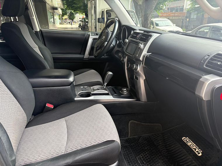 4RUNNER 4X4 4.0 AUT / AÑO 2019 / 155.400 KMS  11