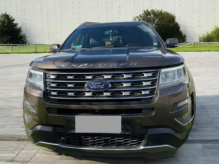 EXPLORER LIMITED 3.5 4WD AUT / AÑO 2016 / 7 PASAJEROS / 161.293 KMS  3
