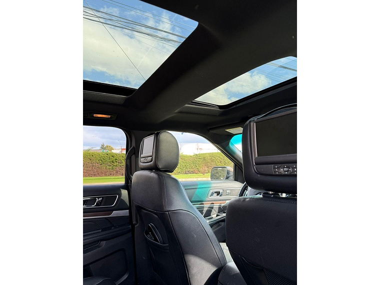 EXPLORER LIMITED 3.5 4WD AUT / AÑO 2016 / 7 PASAJEROS / 161.293 KMS  9