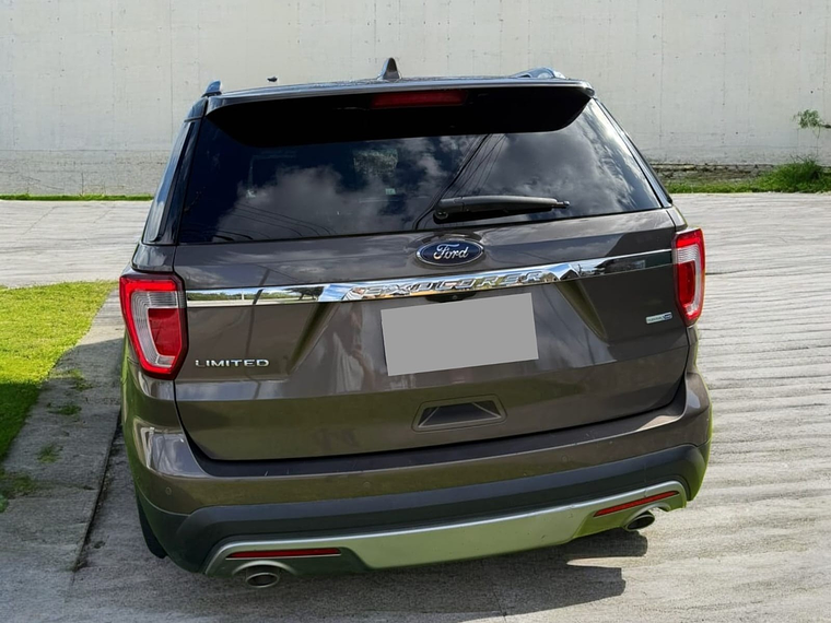 EXPLORER LIMITED 3.5 4WD AUT / AÑO 2016 / 7 PASAJEROS / 161.293 KMS  6
