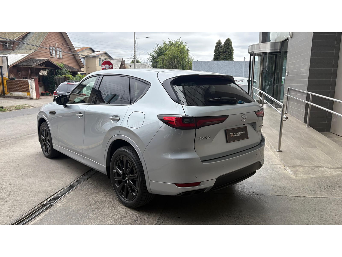  CX-60 PREMIUM SPORT MHEV AWD 3.3 AUT / AÑO 2025 / UNICO DUEÑO / 12.000 KMS  8