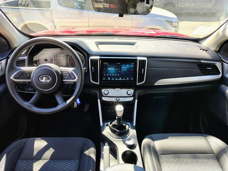 POER ELITE 4X4 2.0 MT / AÑO 2025 / 17.885 KMS  8