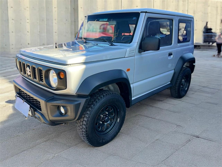 JIMNY 1.5 4X4 MT / AÑO 2022 / 84.105 KMS  3