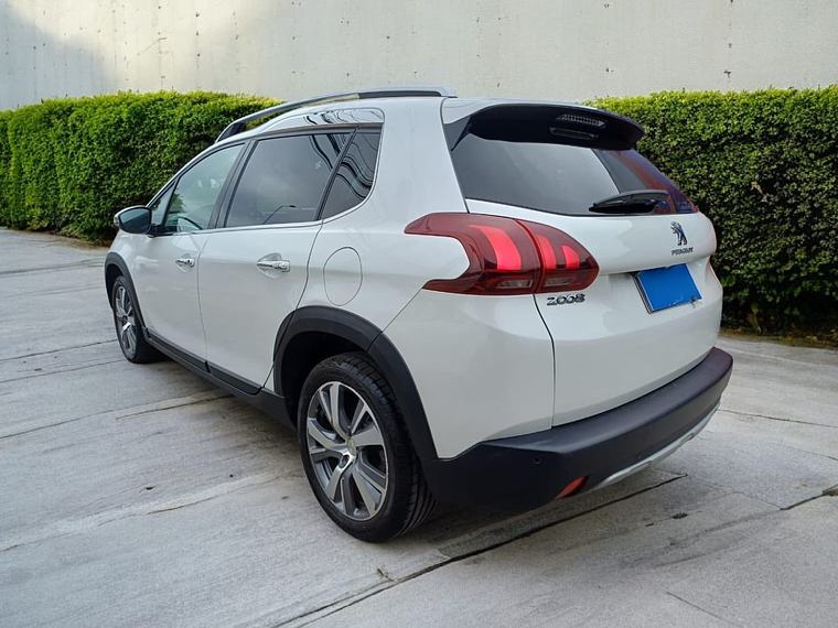 2008 ALLURE 1.2 AUT / AÑO 2018 / 48.255 KMS  5