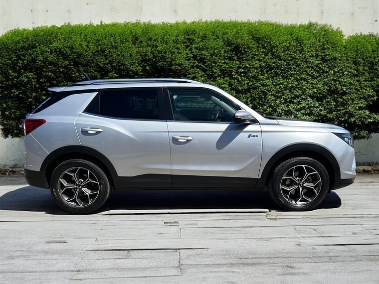 KORANDO GLX 1.5 4X2 AUT / AÑO 2021 / 25.550 KMS  5