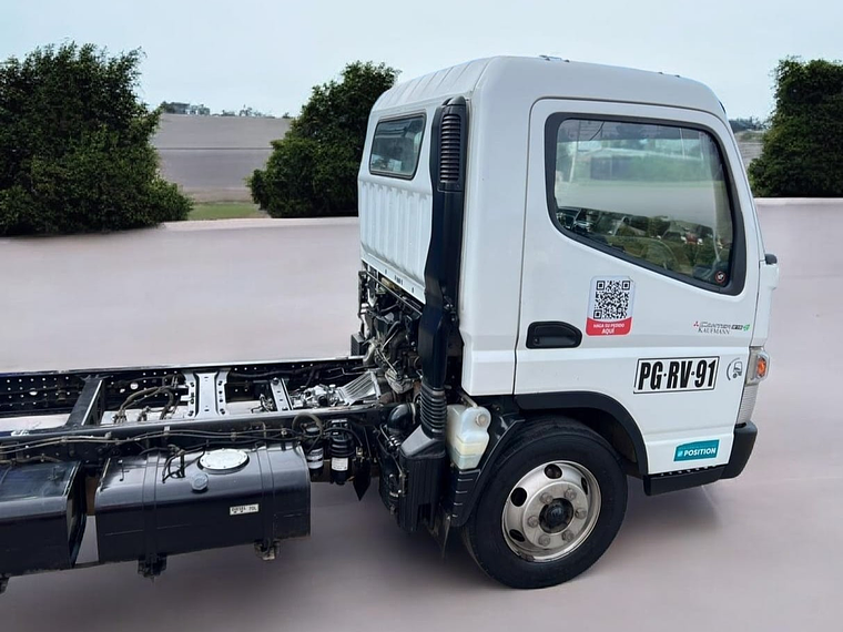 FUSO CANTER 815 MT / AÑO 2020 / 138.169 KMS  3