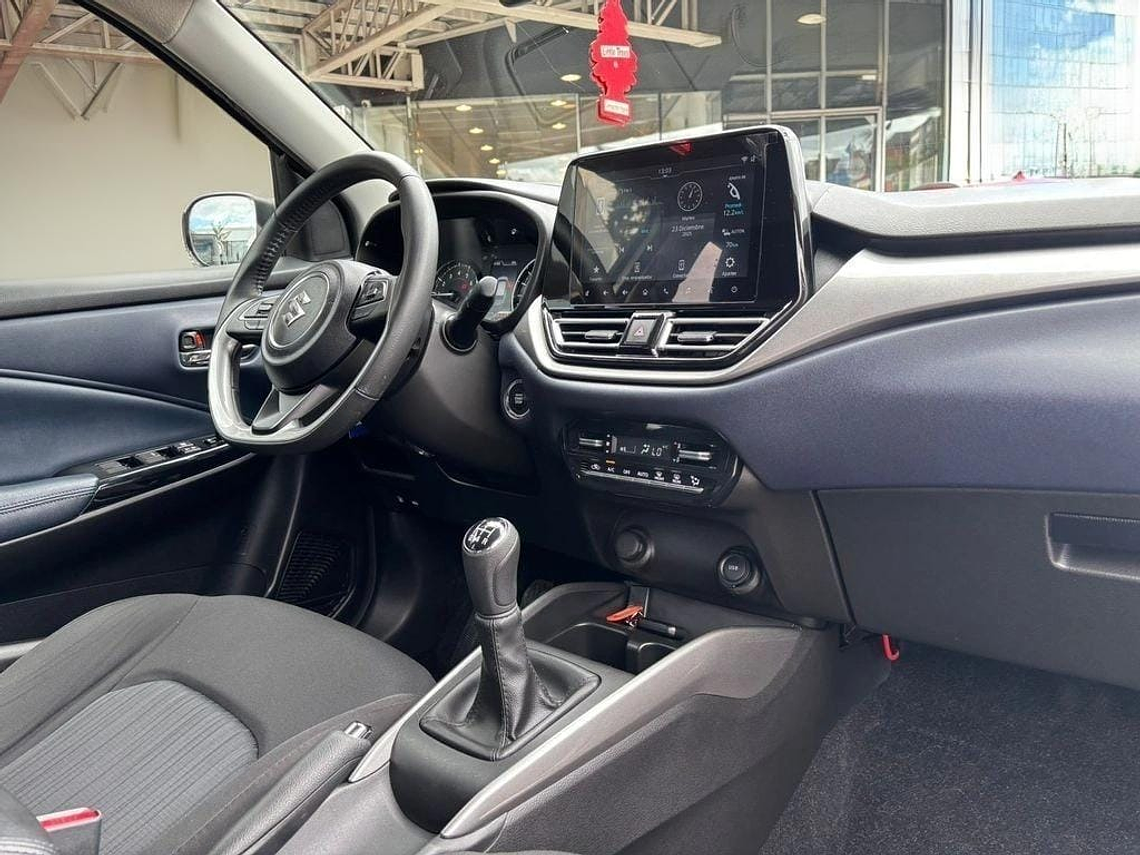 BALENO GLX HB 1.5 / AÑO 2023 / UNICO DUEÑO / 37.399 KMS  10