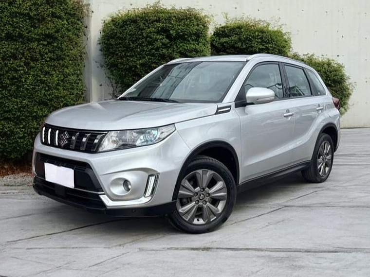 VITARA II GLX 1.6 MT / AÑO 2023 / UNICO DUEÑO / 59.727 KMS  2