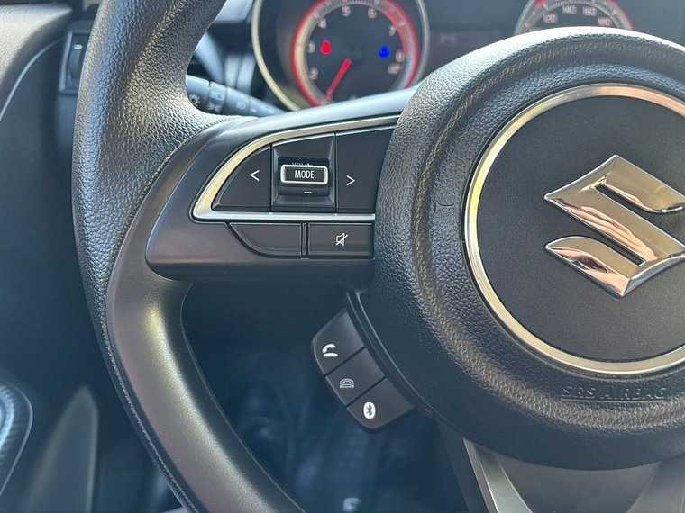 SWIFT GL SPORT HB 1.2 MT / AÑO 2024 / UNICO DUEÑO / 44.767 KMS  12