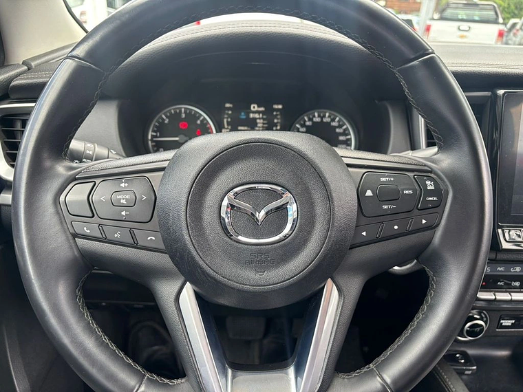 BT-50 4X4 3.0 AUT / AÑO 2023 / 89.974 KMS  9