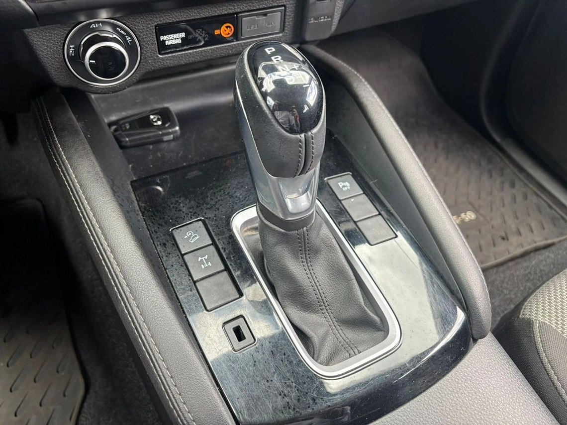 BT-50 4X4 3.0 AUT / AÑO 2023 / 89.974 KMS  16