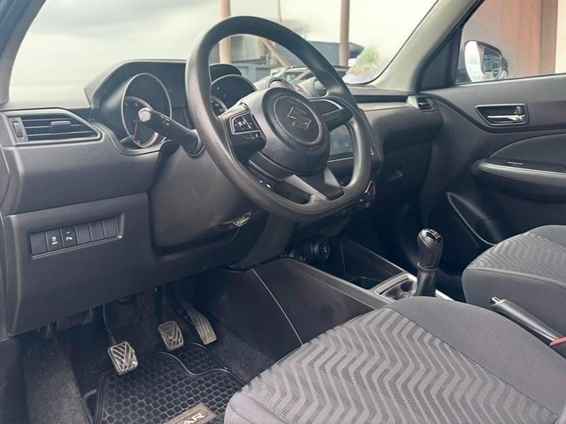 SWIFT GL HB 1.2 / AÑO 2023 / UNICO DUEÑO / 40.631 KMS  8