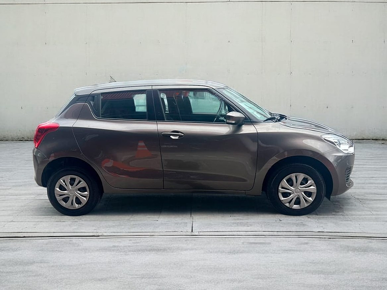 SWIFT GL HB 1.2 / AÑO 2023 / UNICO DUEÑO / 40.631 KMS  5