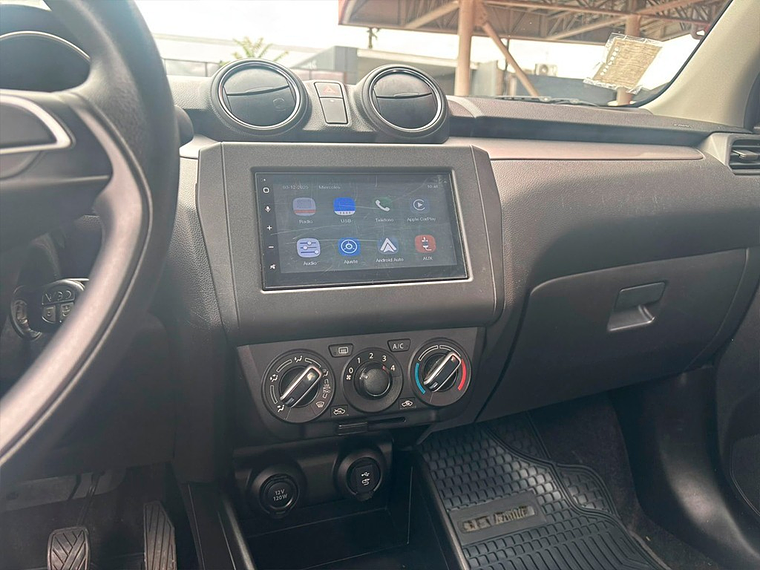 SWIFT GL HB 1.2 / AÑO 2023 / UNICO DUEÑO / 40.631 KMS  14