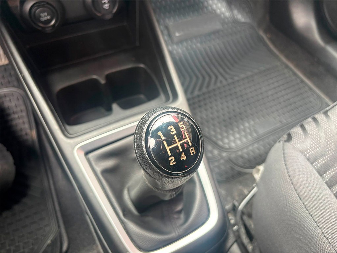 SWIFT GL HB 1.2 / AÑO 2023 / UNICO DUEÑO / 40.631 KMS  15