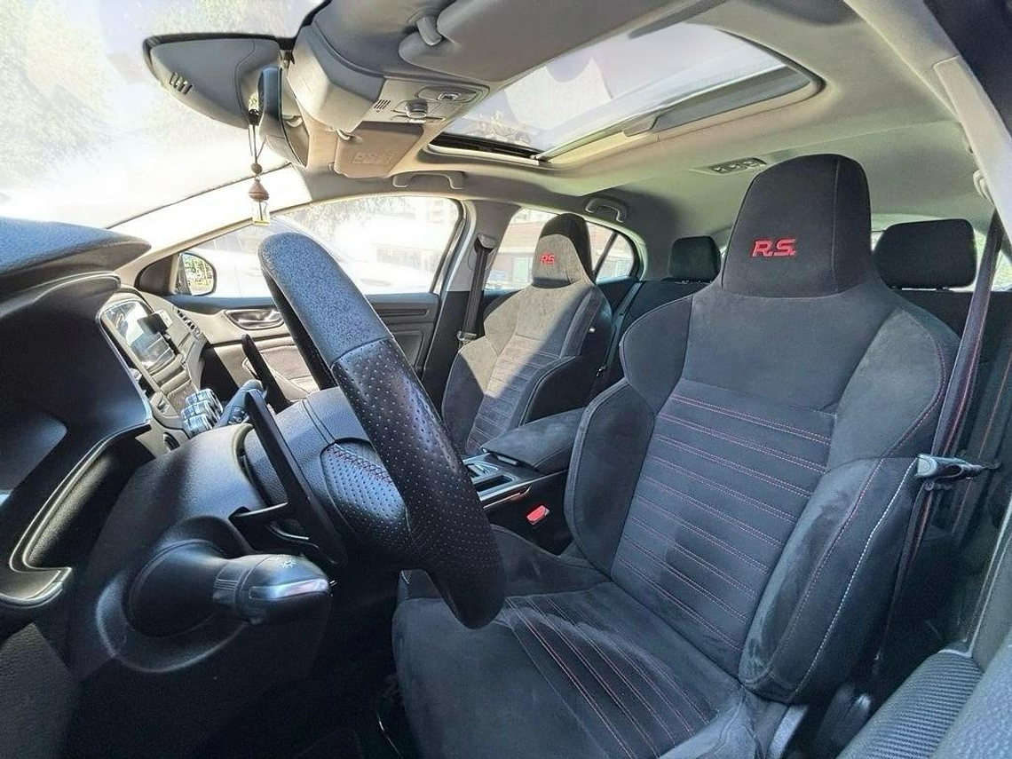 MEGANE RS 1.8 AT / AÑO 2023 / 17.558 KMS  8