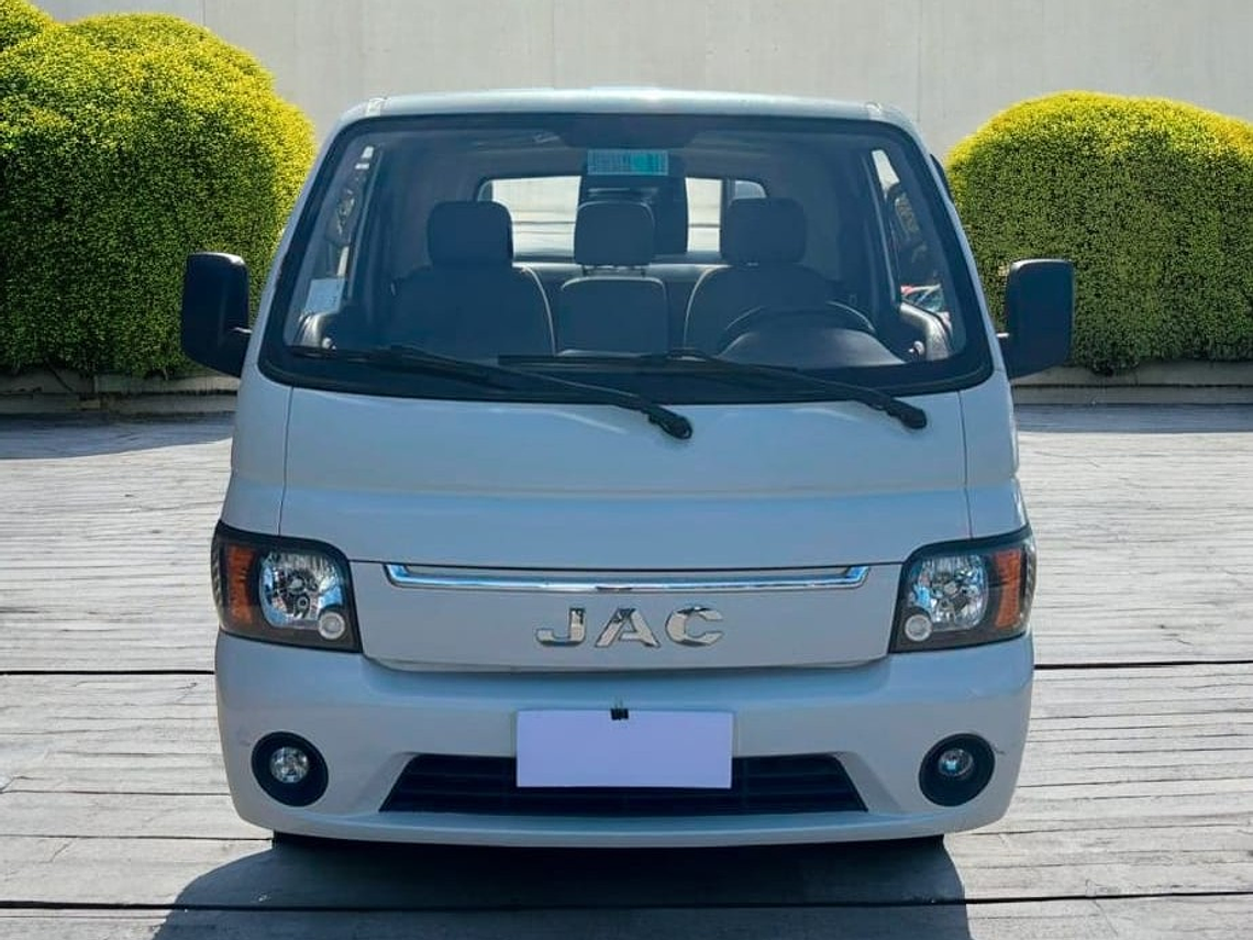 X200 2.0 MT / AÑO 2019 / 74.917 KMS 2