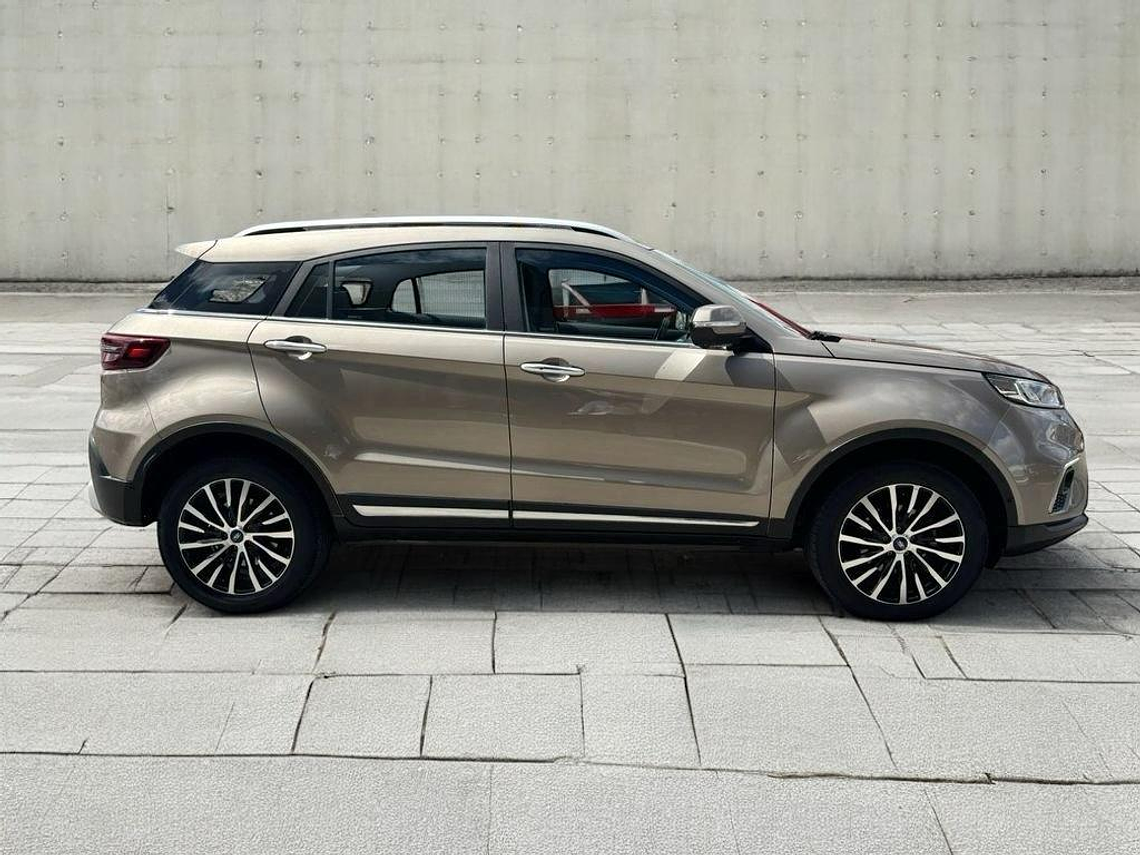 TERRITORY 1.5 AUT / AÑO 2022 / 20.151 KMS  4