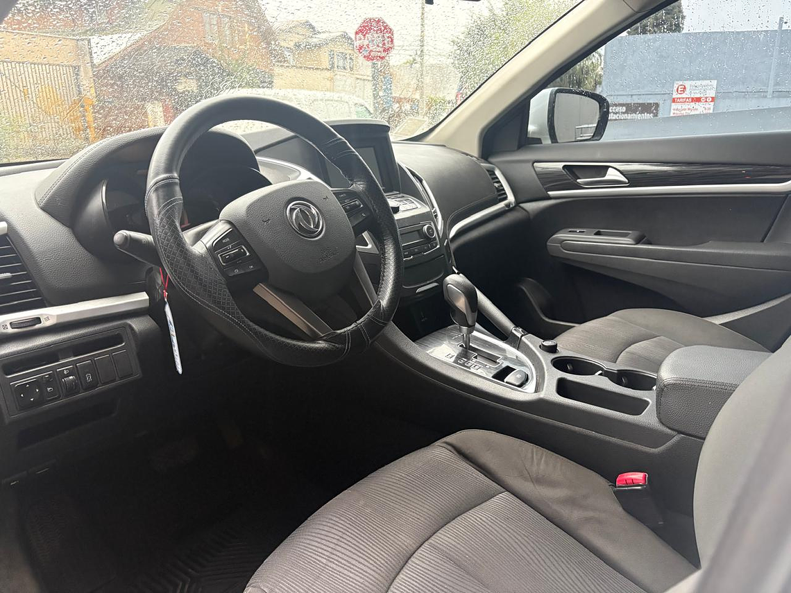 AX7 ELEGANT 2.0 AT / AÑO 2019 / 108.000 KM 11