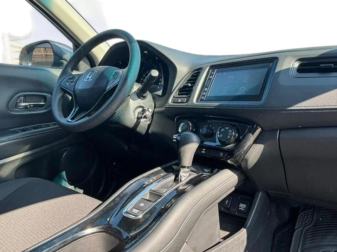 HONDA HR-V LXS 1.8 AT / AÑO 2022 / 35.500 KM 6